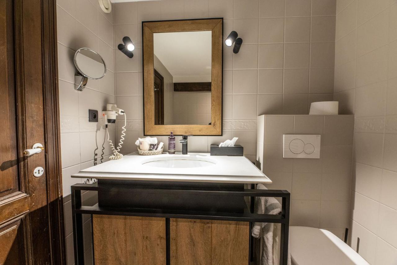 Hotel Lea - Maison Caerdinael Durbuy Eksteriør billede
